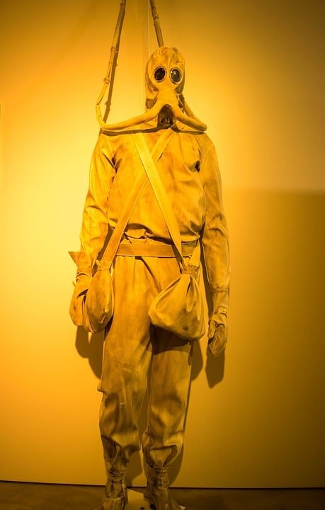 creepy-diving-suit