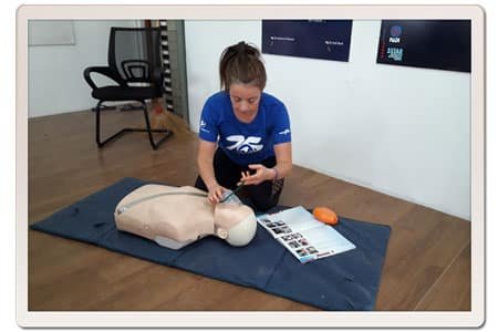 first-aid-training-with-dummy