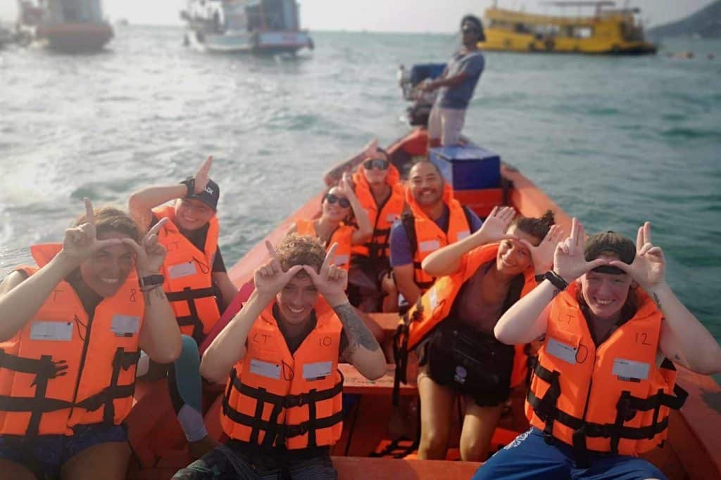 happy-divers-after-spotting-a-whale-shark