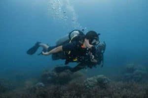 instructor with student diver