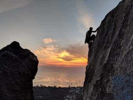 rock-climbing-sunset-view-koh-tao