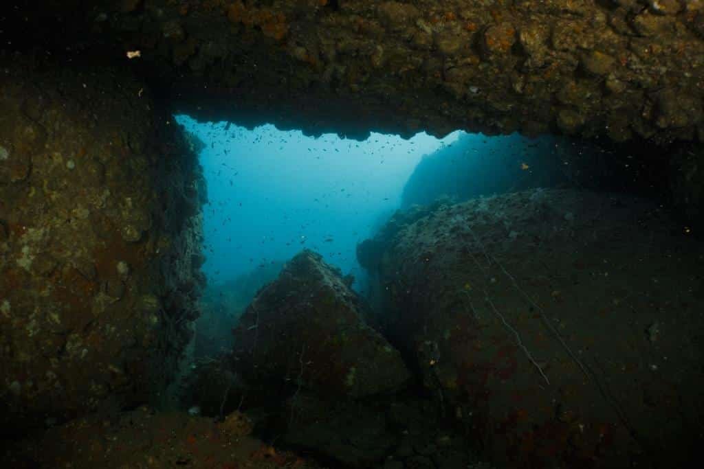 swim-through-green-rock