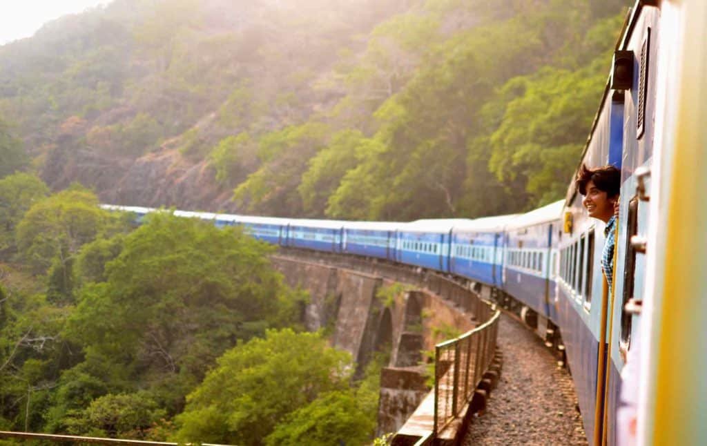 train-travel-in-thailand